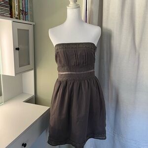 Elegant Strapless Gray Dress